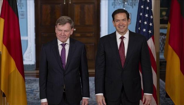 تماس تلفنی وزیران خارجه آمریکا و آلمان درباره اوکراین