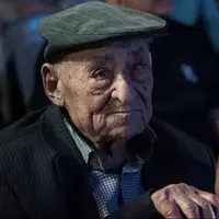 استاد نامدار کاشی معرق ایران درگذشت