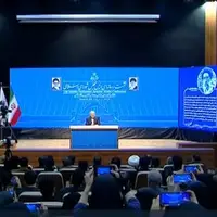 نشست خبری رئیس مجلس آغاز شد