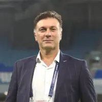 مظفریزاده: چمن یادگار آماده نیست