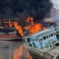 مهار آتش‌سوزی یک فروند شناور باربری در اسکله کیش