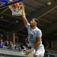 سنتر استقلال در جمع‌ بلند‌قدترین بازیکنان آسیا