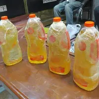کشف 11 کیلو محلول شیشه در روغن خوراکی