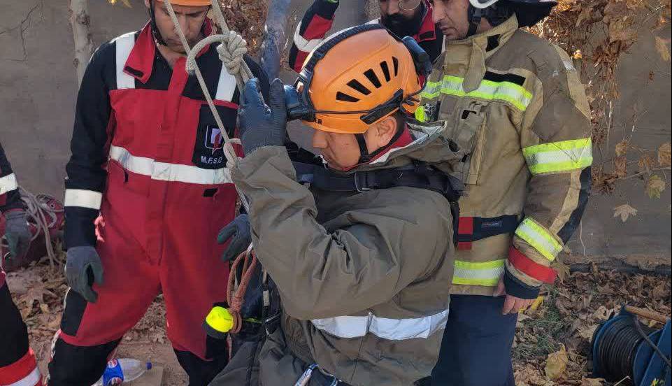 خروج پیکر متوفی از عمق چاه ۱۳۰ متری در روستای گجوان مشهد