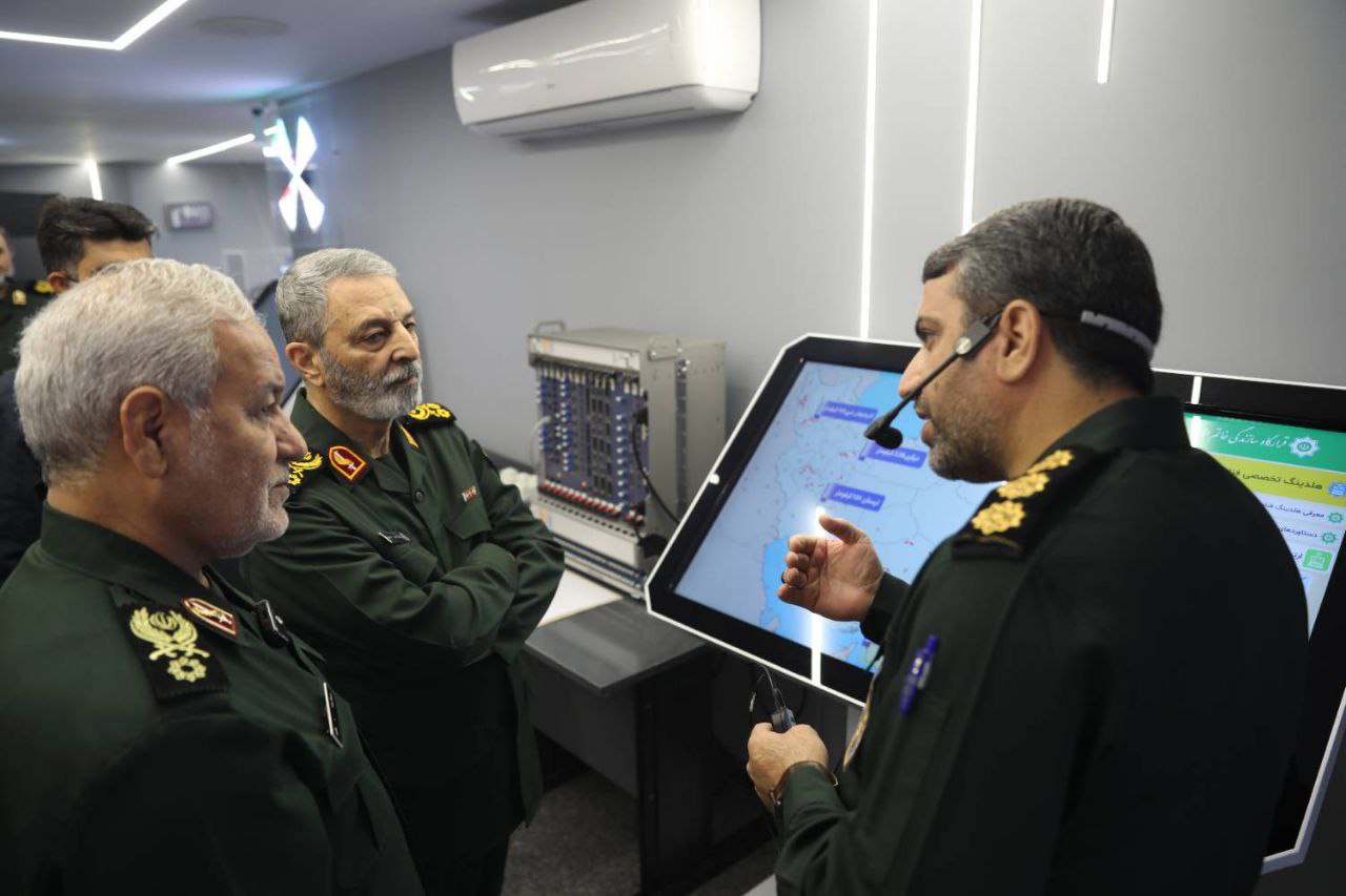 عکس/ بازدید رئیس ستادکل نیروهای مسلح از قرارگاه سازندگی خاتم‌الانبیا 