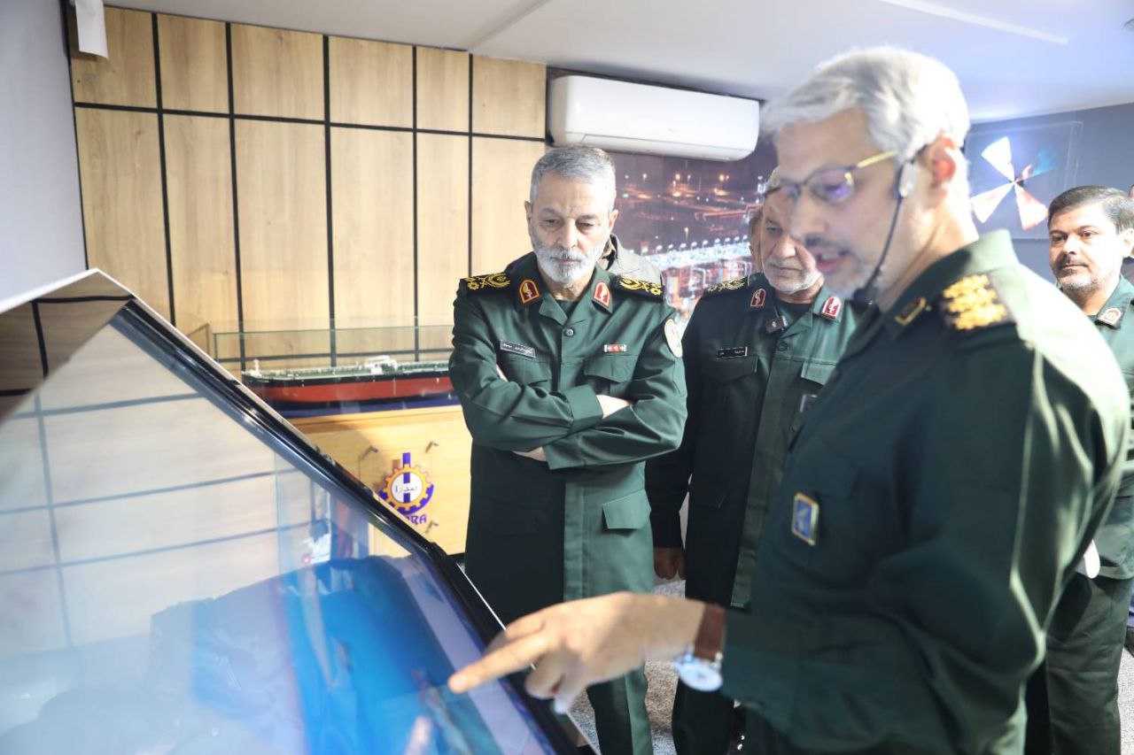 عکس/ بازدید رئیس ستادکل نیروهای مسلح از قرارگاه سازندگی خاتم‌الانبیا 