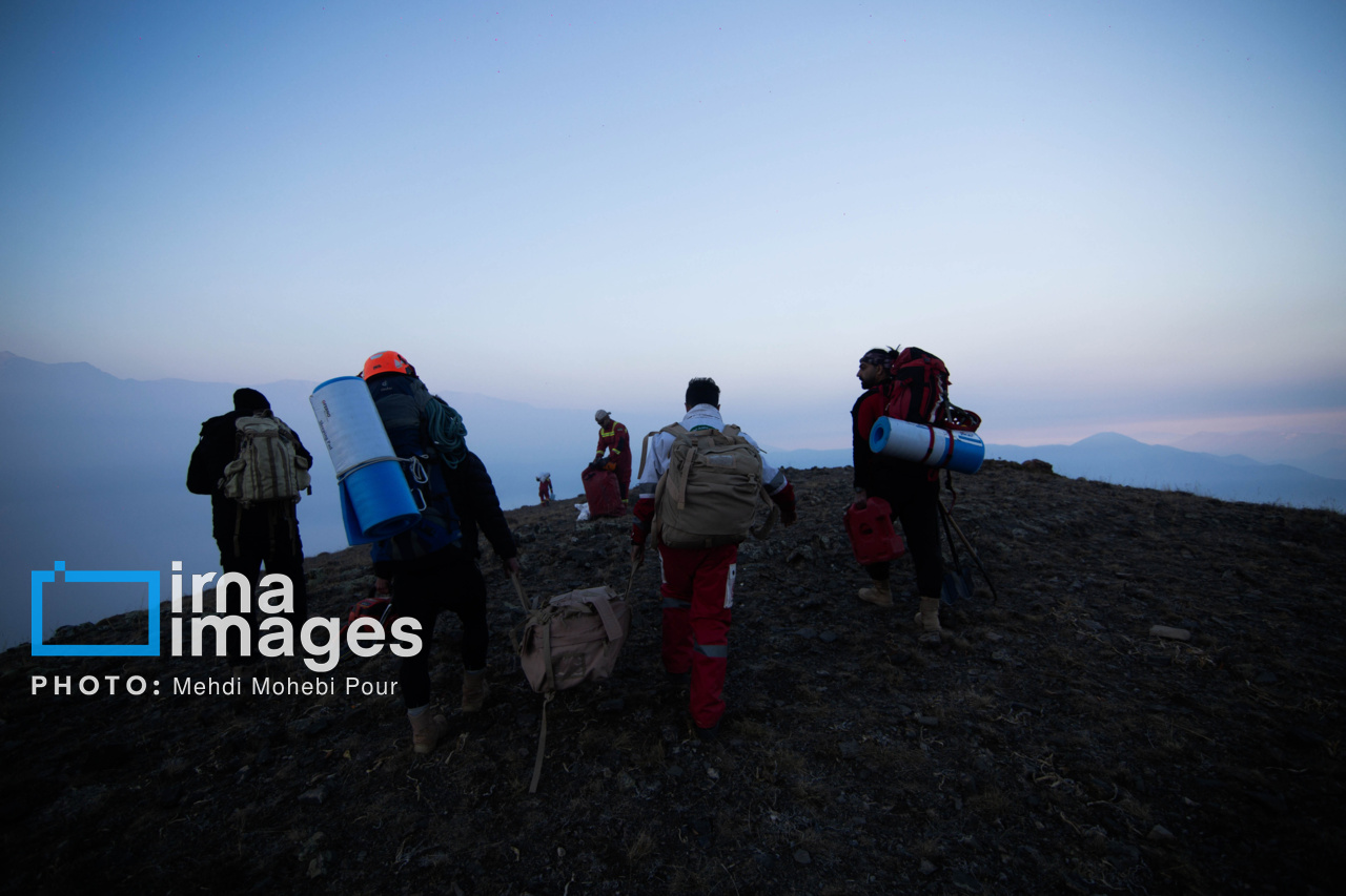 حضور نیروهای عملیاتی در الیت چالوس تداوم دارد