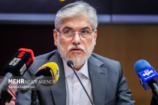 وزیر علوم وارد تبریز شد