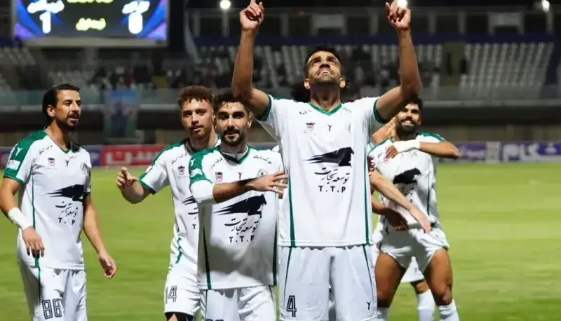 پیام مهم پوستر زیبای ذوب‌آهن در هفته دوازدهم