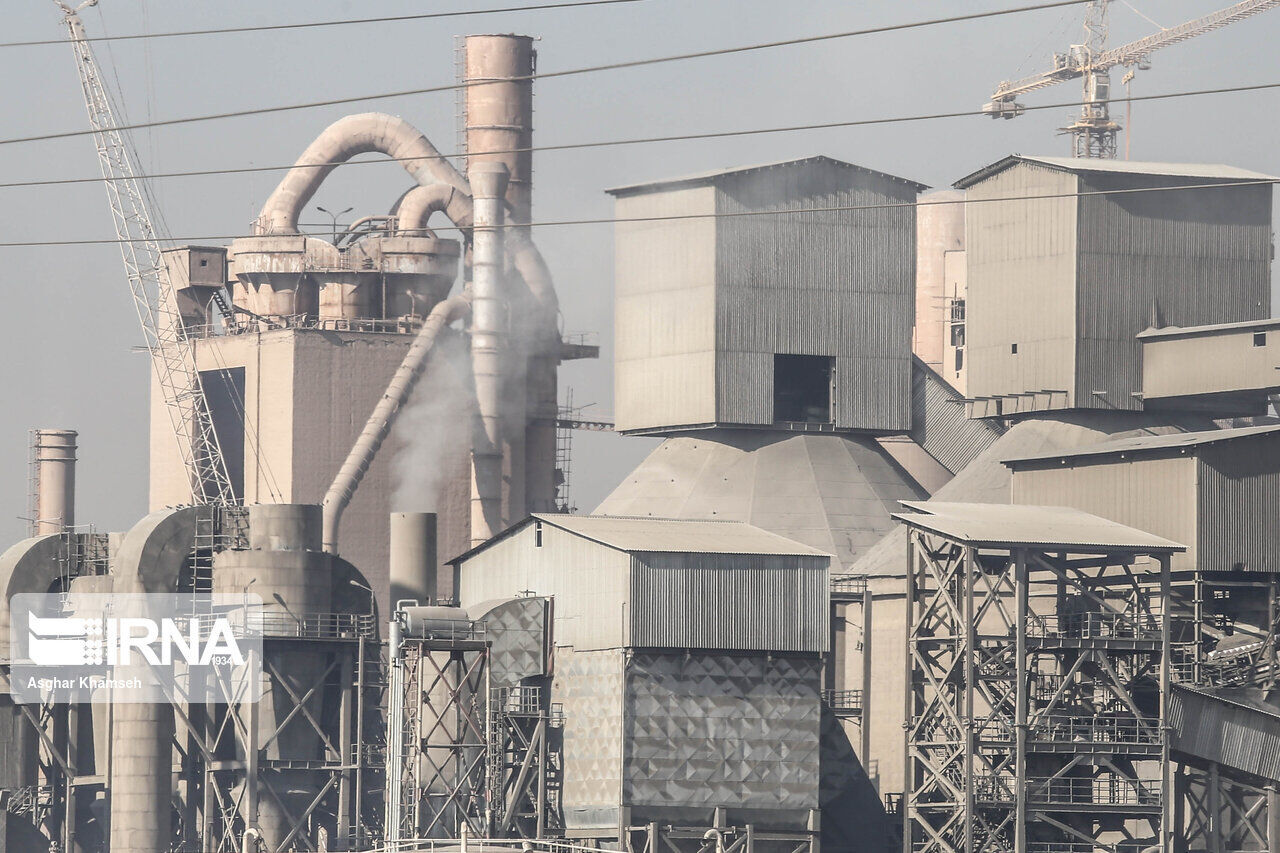 پایش فشرده صنایع آلاینده در تمامی شهرستانهای قزوین