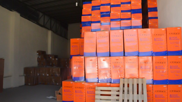 کشف انبار بزرگ کولرهای قاچاق در هرمزگان