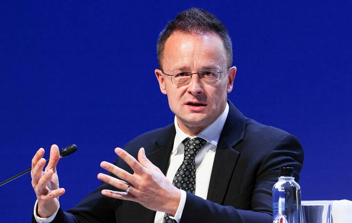 مجارستان: اروپا مانع از دستیابی اوکراین به توافق صلح با روسیه می‌شود