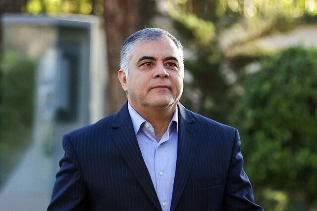 وزیر نفت: سهمیه‌های ۶۰ و ۱۰۰ لیتری بنزین تغییر نمی‌کند