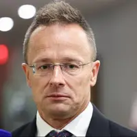 وزیر خارجه مجارستان: اروپا برای جنگ با روسیه آماده می‌شود