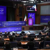 پزشکیان: در نگاه رهبری آزادی مشروع حق مردم و تکلیف حکومت است