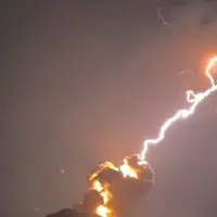  عکس‌هایی استثنایی از لحظه فوران آتشفشان در گواتمالا