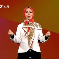 پوشش متفاوت ژیلا صادقی در بیت رهبری جلب‌توجه کرد