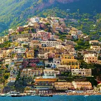 پیتیگلیانو یک شهر باستانی در ایتالیا 