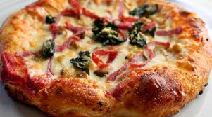 نان پیتزایی؛ یک میان وعده ساده و خوش طعم