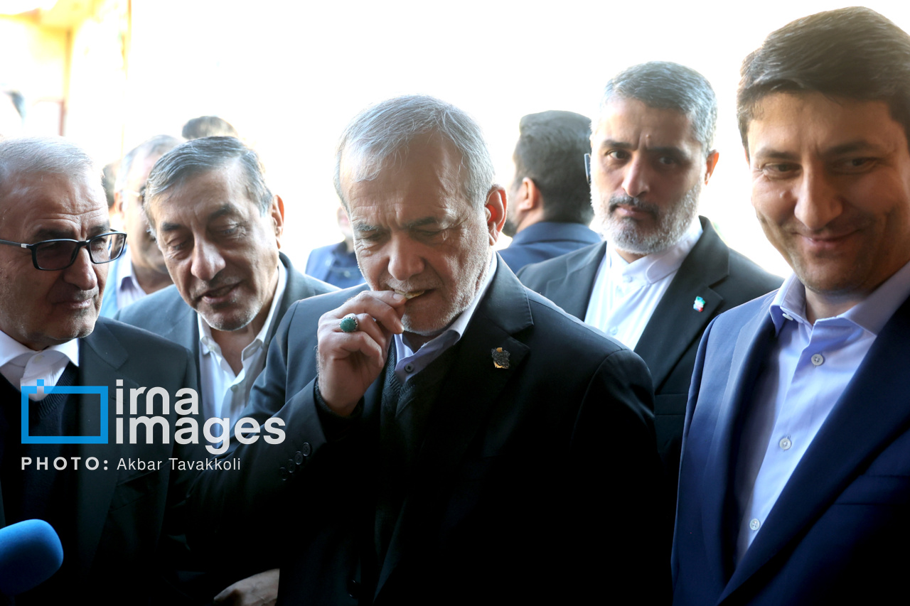 عکس/ ورود رئیس جمهور به یاسوج