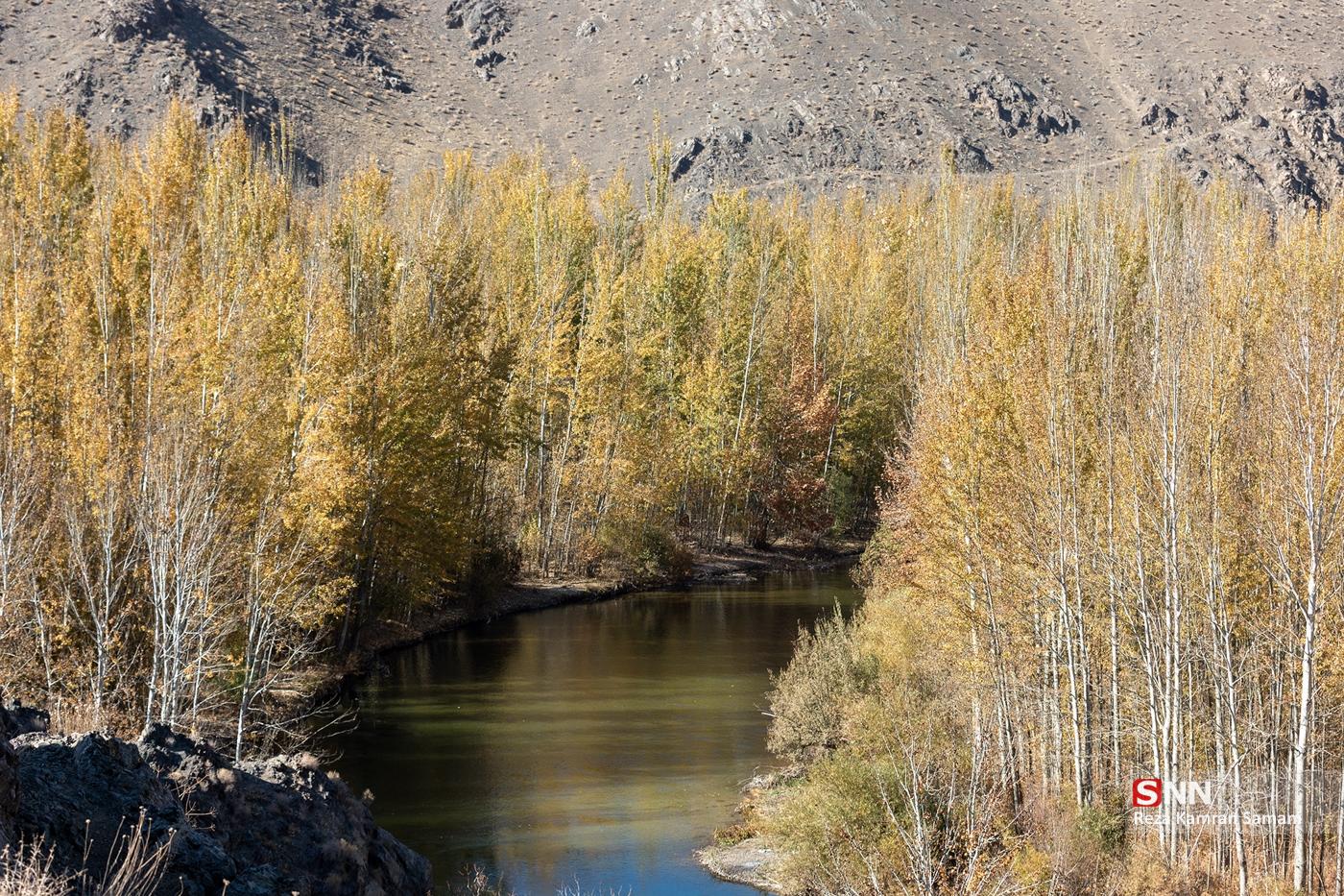 طبیعت پاییزی حاشیه زاینده رود در شهرستان سامان
