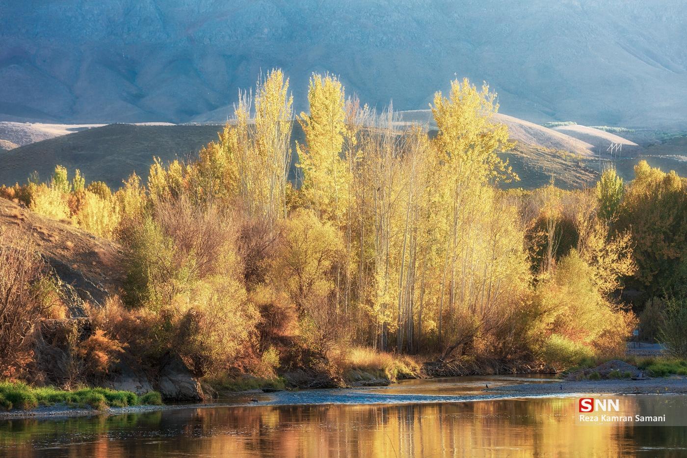 طبیعت پاییزی حاشیه زاینده رود در شهرستان سامان