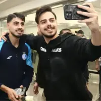 شور دربی مقابل هتل مشترک استقلال و پرسپولیس