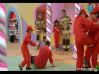 هرکی آقای کلانترو بزنه زمین برنده ست!