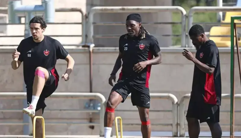 بیفوما به دربی رسید