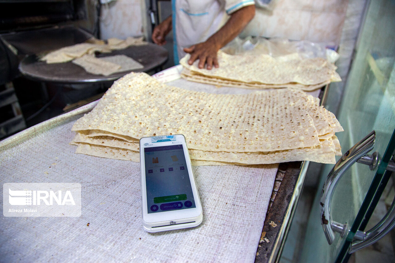 تأکید فرماندار کرمانشاه بر ارتقای کیفیت نان و برخورد با تخلفات در حوزه آرد و نان