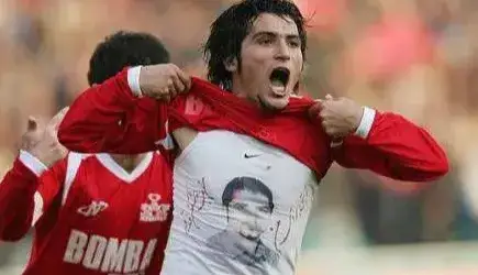 ناکام بزرگ دربی‌ها، محبوب سکوهای پرسپولیس