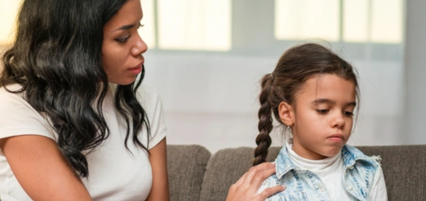 چطور در لحظه به کودک ترسیده کمک کنیم و ترسش رو مدیریت کنیم؟