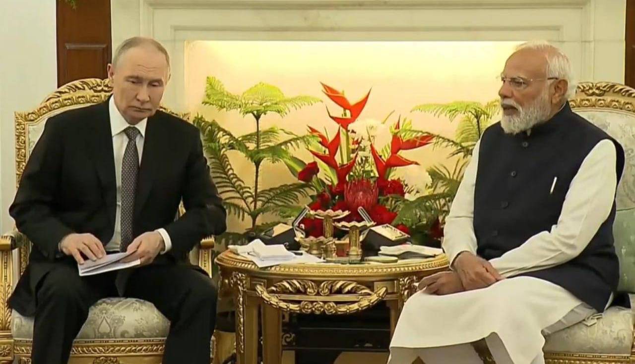 پوتین در دیدار با نخست وزیر هند: گفت‌وگوهای سازنده ای داشتیم