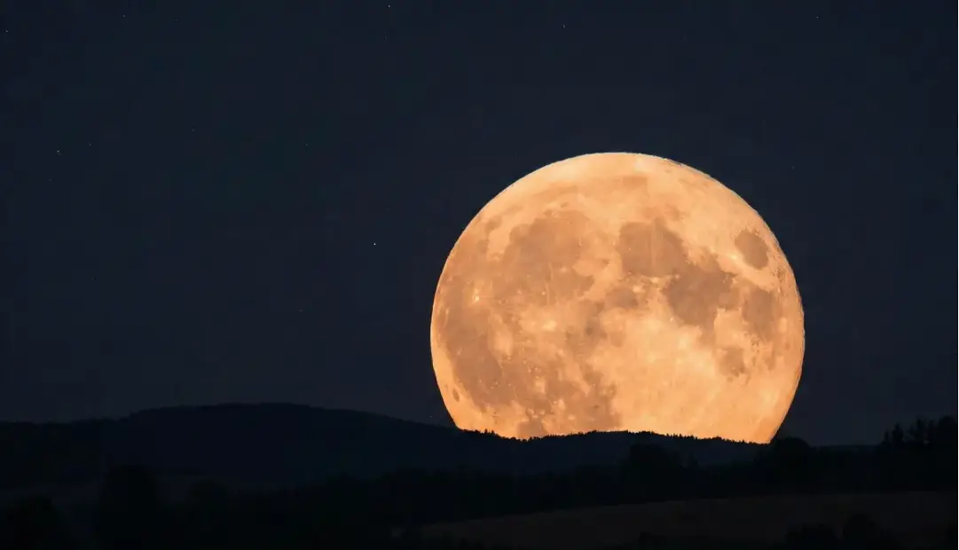 سومین ابرماه پیاپی سال از راه رسید؛ قرص بزرگ ماه آخر هفته در آسمان میدرخشد