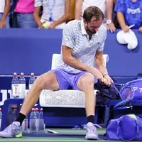 بررسی سقوط ستارگان تنیس در 2025؛ از زورف تا مدودف