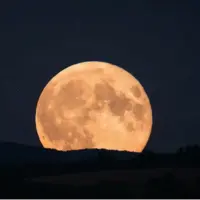 سومین ابرماه پیاپی سال از راه رسید؛ قرص بزرگ ماه آخر هفته در آسمان می‌درخشد