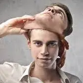 راهکارهای برخورد با افراد مرموز