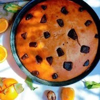 کیک با تکههای شکلات