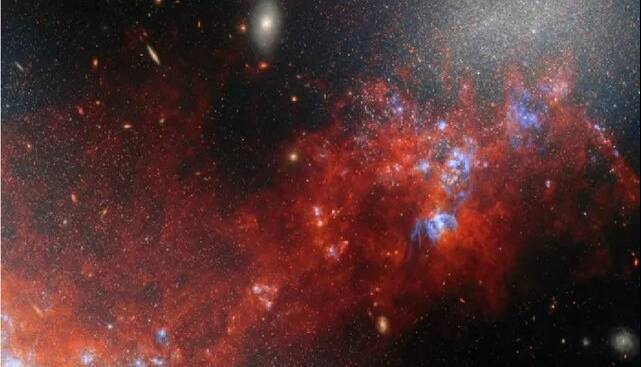 تصویر جدید «جیمز وب» از پلی میان کوتولههای فضایی