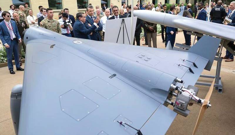 رونویسی شرق و غرب از دست ایران