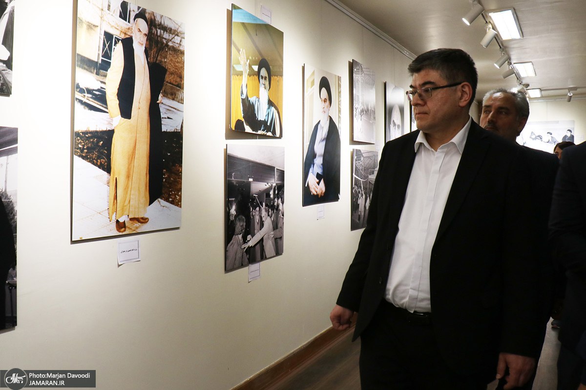 بازدید سفیر ازبکستان در ایران از بیت تاریخی امام در خمین