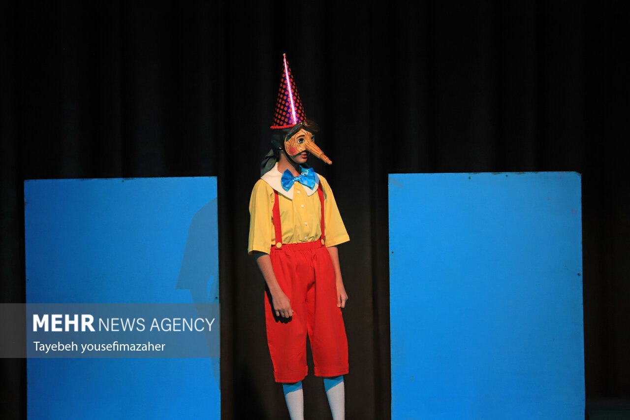 اجرای نمایش «پینوکیو» در جشنواره بین‌المللی تئاتر کودک‌ و نوجوان همدان