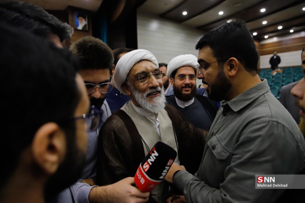 جلسه پرتنش پورمحمدی با دانشجویان دانشگاه علوم تحقیقات