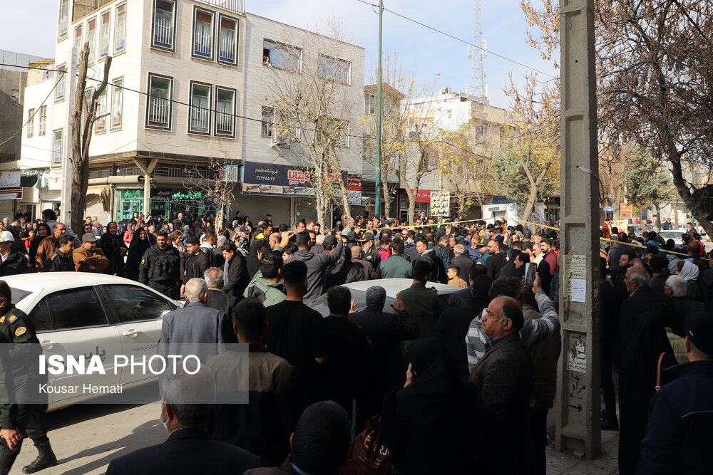 بازسازی صحنه سرقت مسلحانه از یک طلافروشی - کرمانشاه