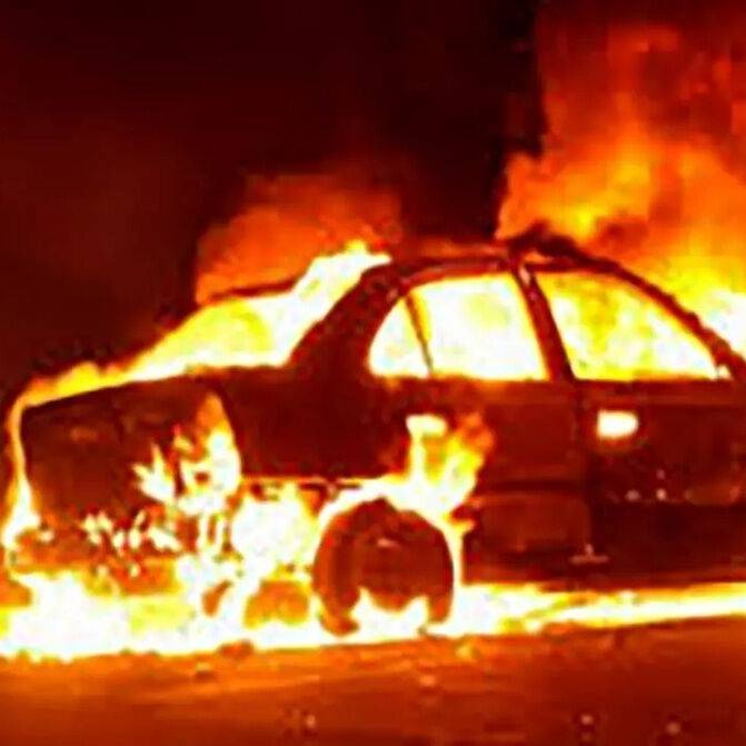 آتشسوزی مرگبار پراید در جاده اصفهان