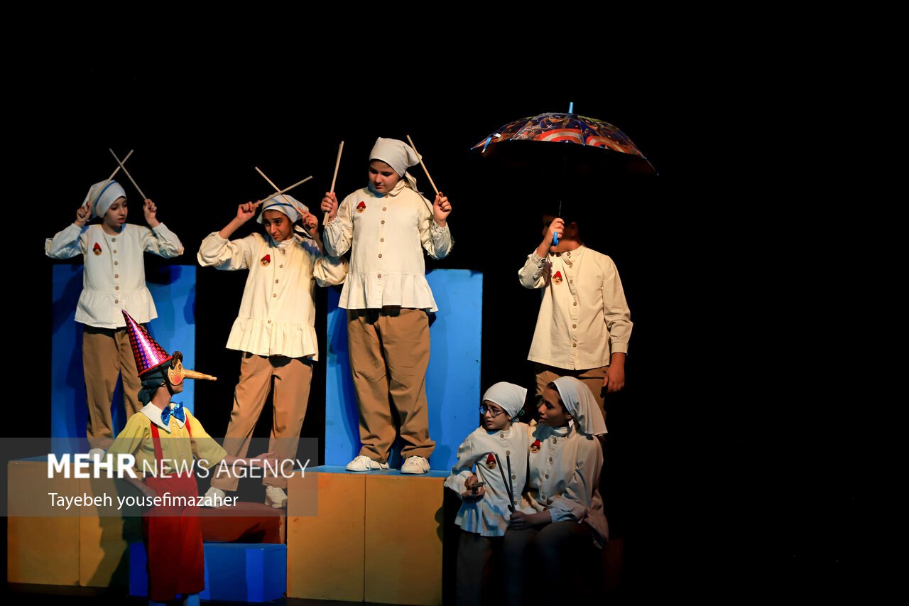 اجرای نمایش «پینوکیو» در جشنواره بین‌المللی تئاتر کودک‌ و نوجوان همدان
