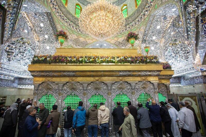 عکس/گل‌آرایی ضریح نورانی سیدالشهدا برای ولادت مادر سادات