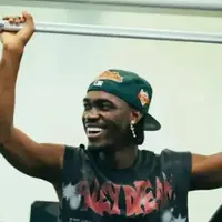 تحقیقات از فوتبالیست لیگ برتری به خاطر گاز خنده