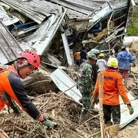 سیل در اندونزی؛ ۹۱۴ نفر کشته و ۳۸۹ تن مفقود شدند
