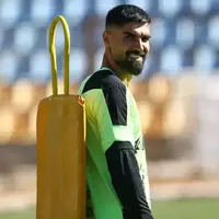 لبخند کافی نیست، گل بزن رضا!